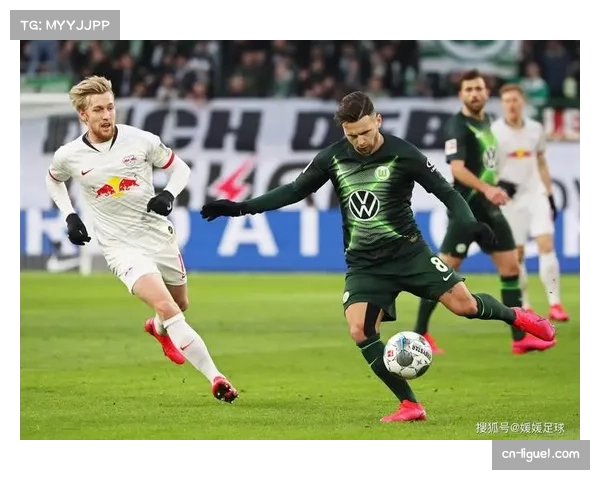 奥格斯堡2-2战平门兴，双方门将各献一次关键扑救